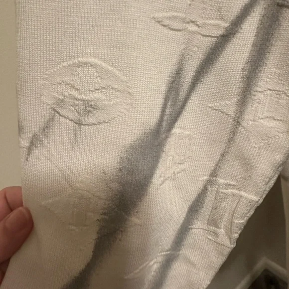 Left Point Rise to Reign Crewneck - Picture 8 of 10